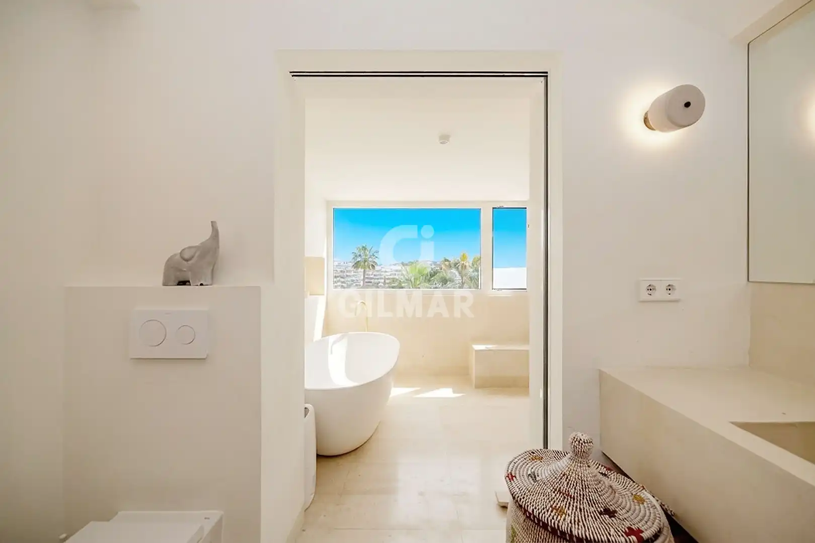 Bathroom of Detached homes for sale in Marbella  with Heating, Private garden and Swimming Pool