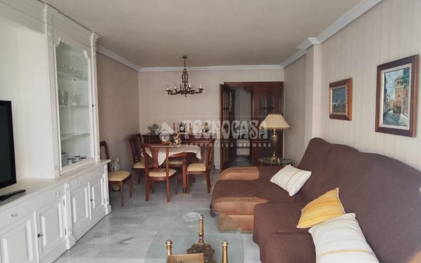 Foto 1 de Pis de lloguer a Parque Ayala - Jardín de la Abadía - Huelín, Málaga