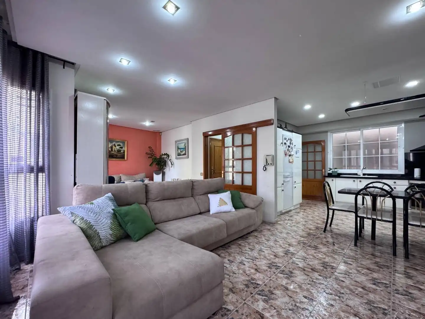 Sala de estar de Casa adosada en venta en Telde con Terraza, Trastero y Balcón