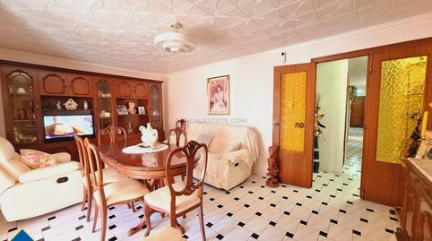 Apartamento con terraza, en la provincia de Alicante, en la ciudad de Torrevieja, en la zona de Playa del Acequión. 3 habitaciones