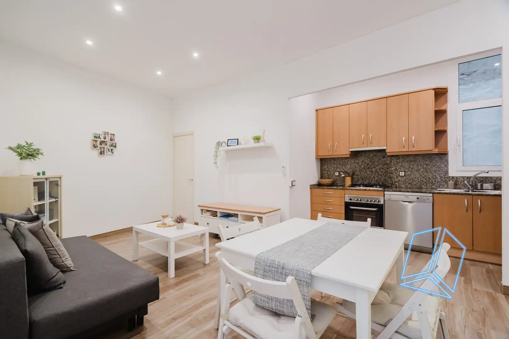 Cuina de Planta baixa en venda en Barcelona amb Terrassa