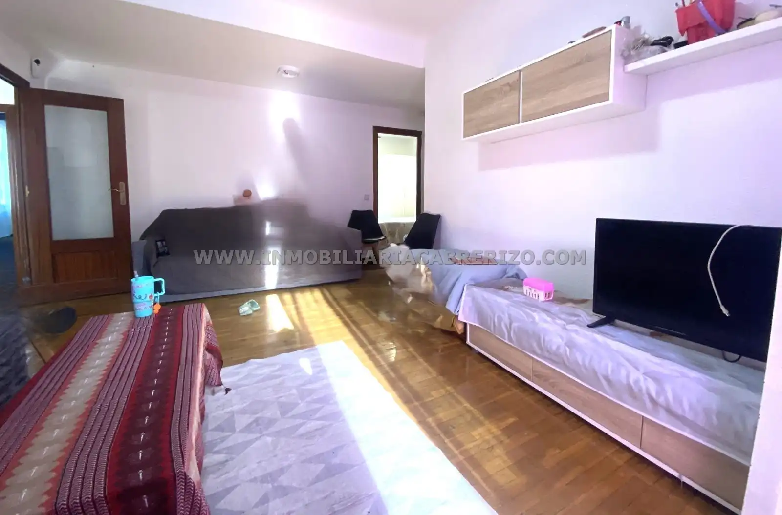 Sala de estar de Piso en venta en  Pamplona / Iruña con Calefacción, Parquet y Terraza