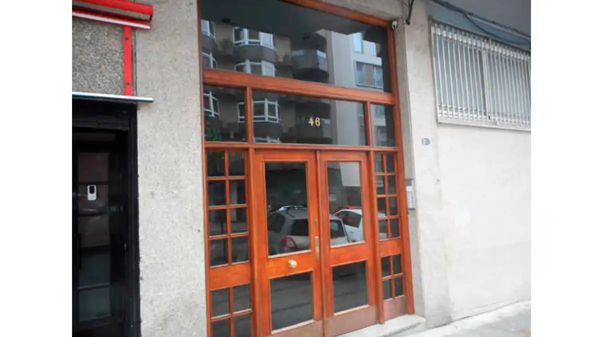 Vista exterior de Local en venta en Vigo 