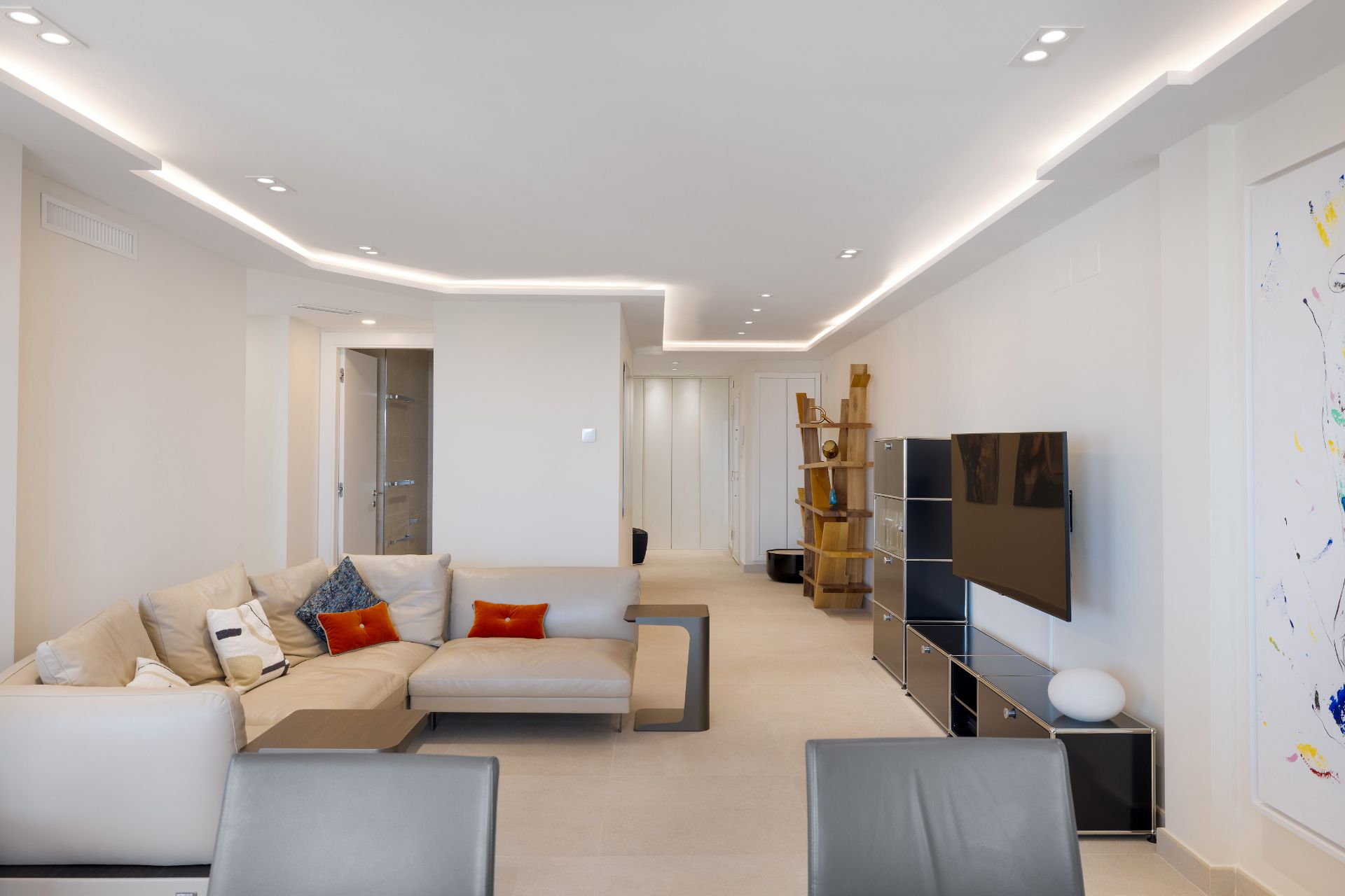 Living room of Flat for sale in Marbella  with Air Conditioner, Heating and Terrace