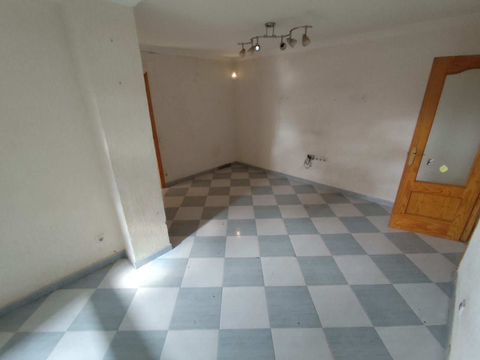 Flat for sale in  Sevilla Capital