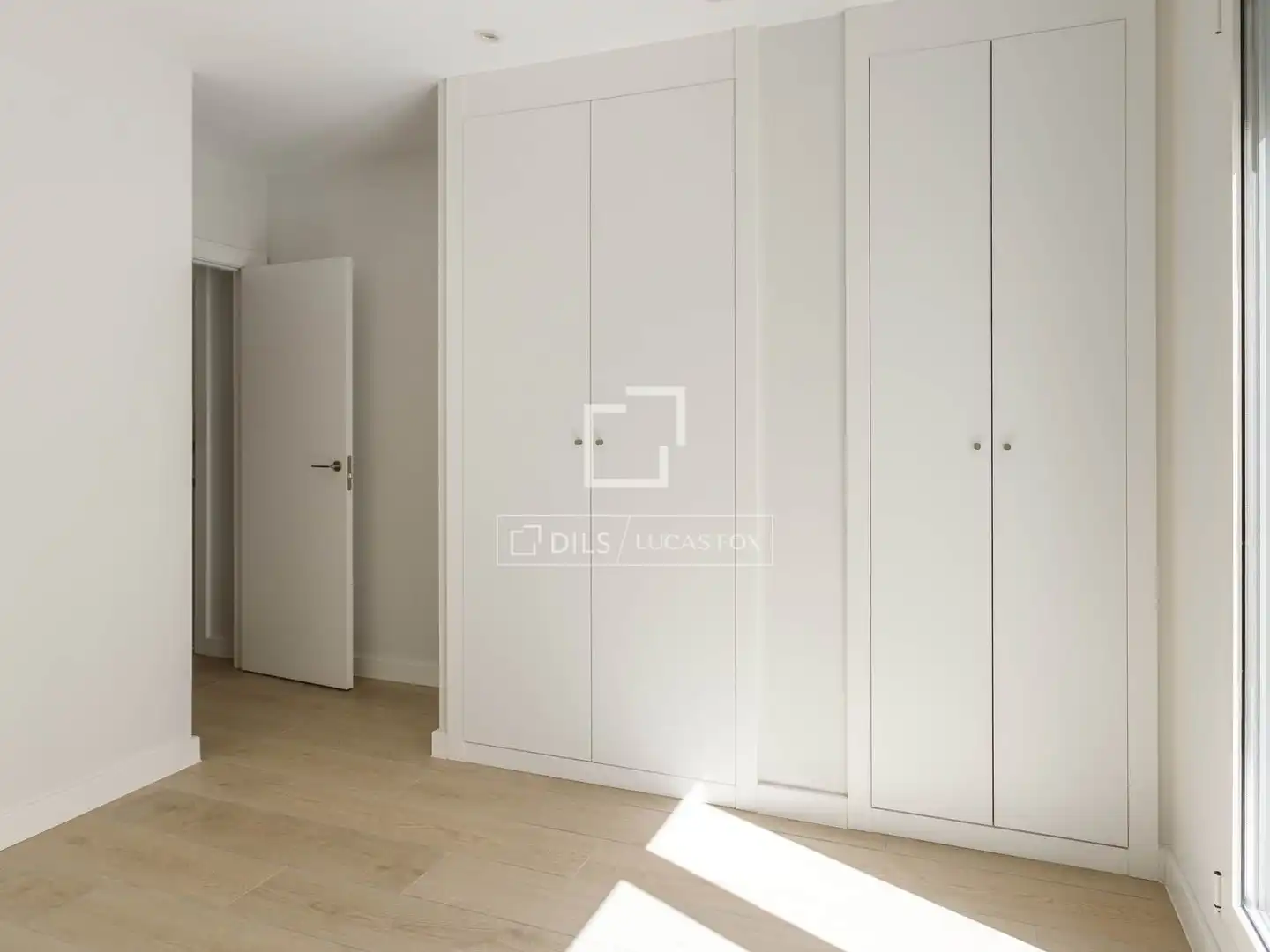Bedroom of Flat for rent in Madrid  with Air Conditioner, Heating and Parquet flooring