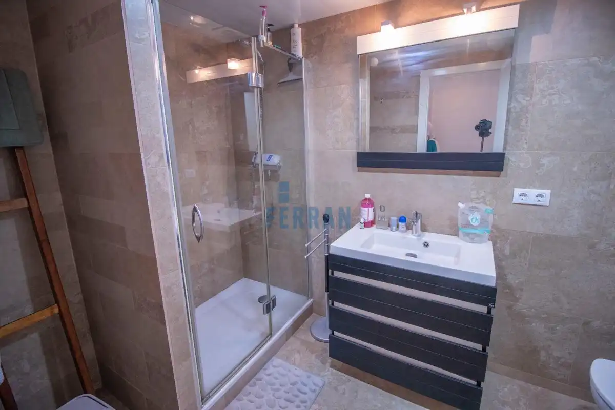 Bathroom of Houses for sale in El Vendrell  with Air Conditioner, Heating and Terrace