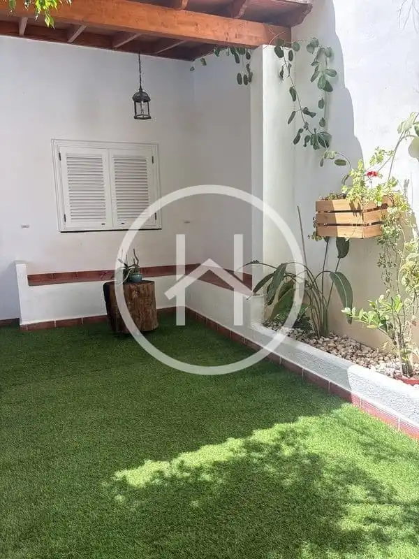 Terrace of Detached homes for rent in El Rosario  with Air Conditioner, Private garden and Furnished