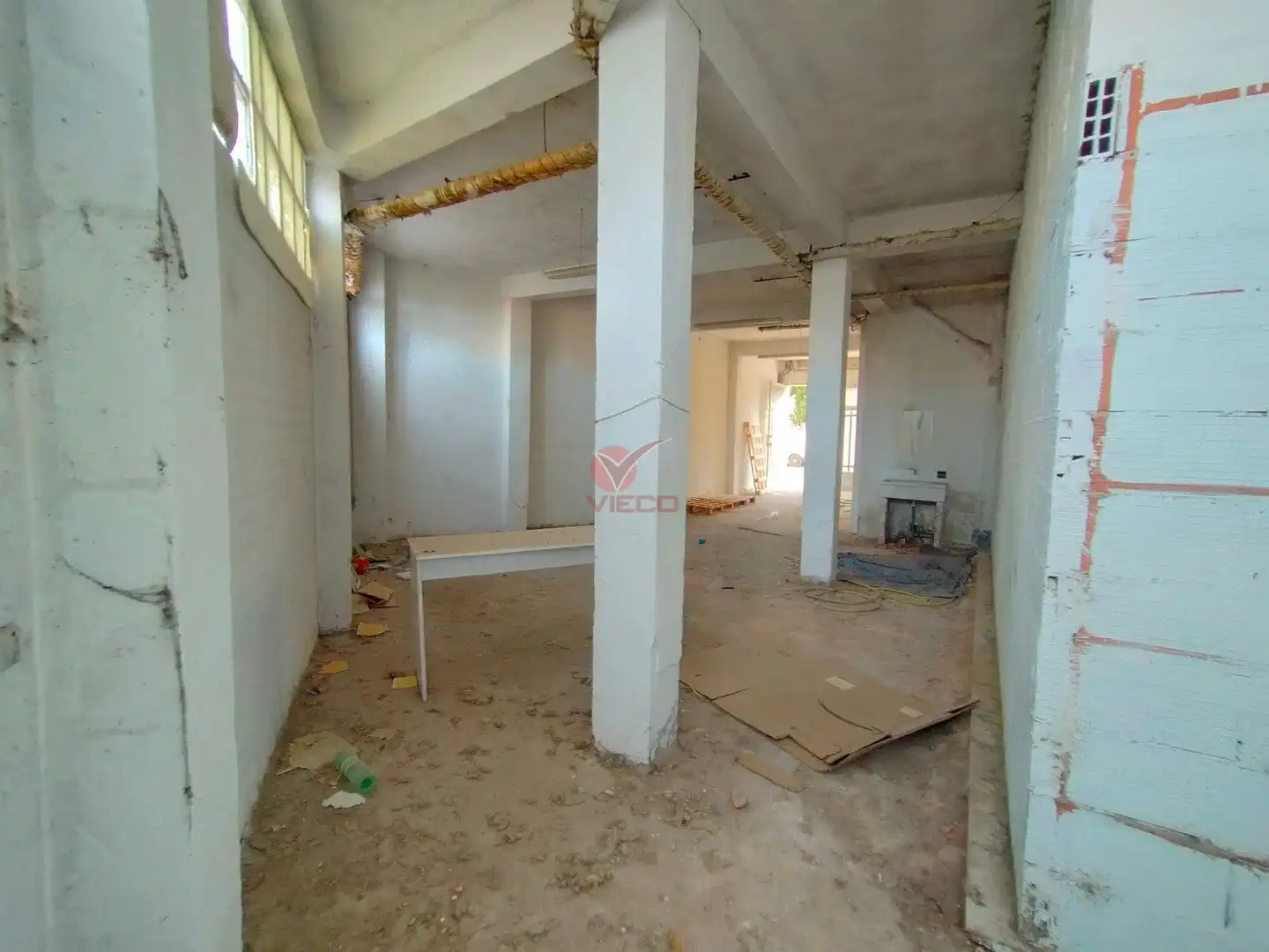 Local comercial en venda a REYES CATOLICOS, imagen 3