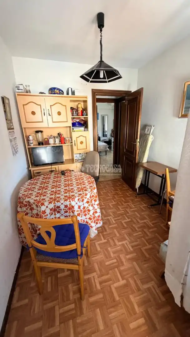 Menjador de Pis en venda en Madrid amb Calefacció, Parquet i Terrassa