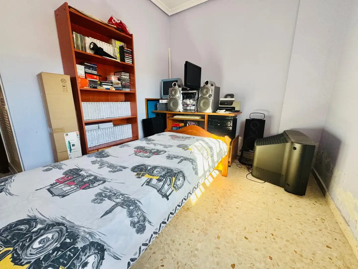 Habitación de Casa adosada en venta en Algeciras