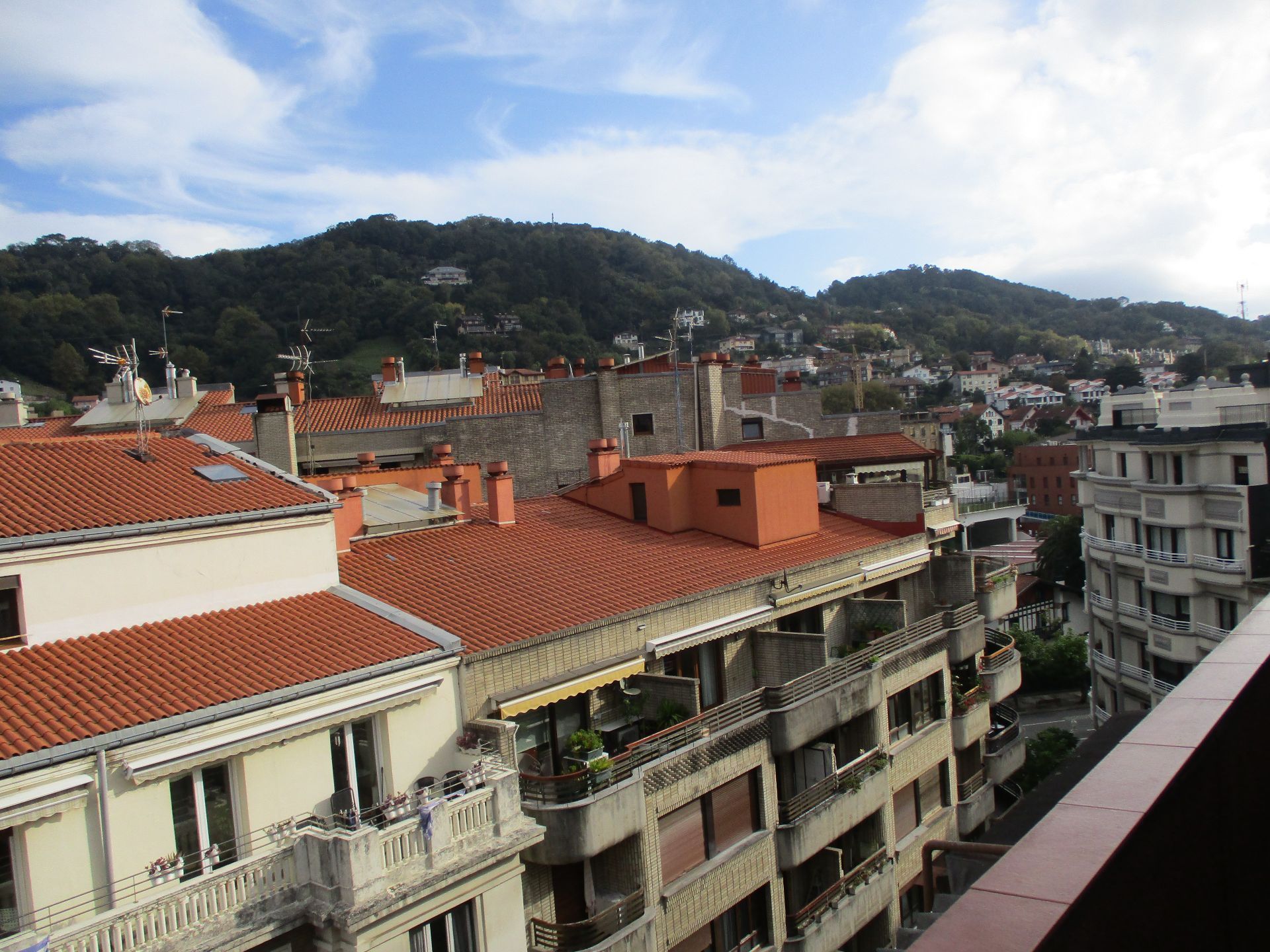 Vista exterior de Apartament en venda en Donostia - San Sebastián  amb Terrassa