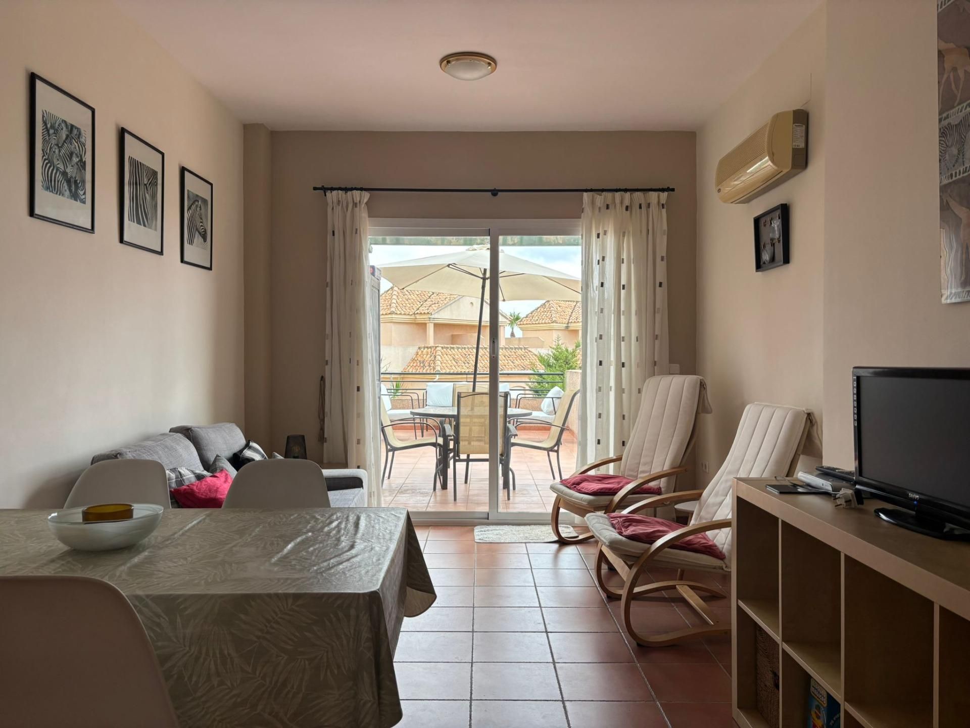 Sala de estar de Apartamento en venta en La Alcaidesa con Jardín privado y Piscina comunitaria