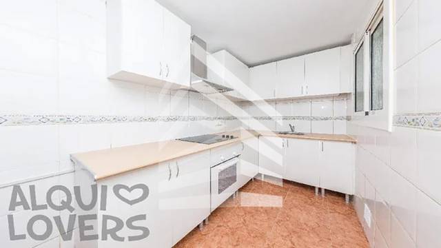 Piso en Venta en Carrer de Sants en Sants