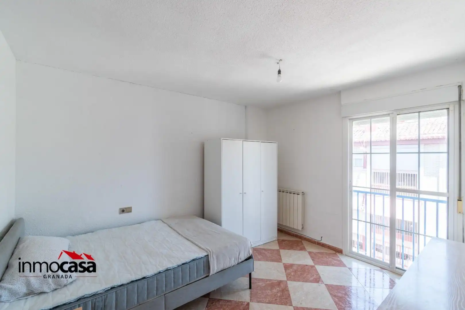 Bedroom of Flat for sale in Granada