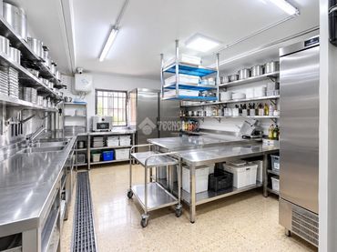 Local comercial en venda a San Fernando