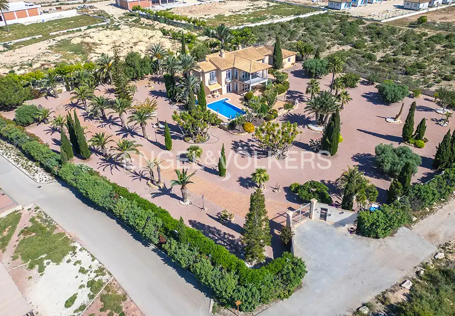 Exterior view of Houses for sale in Elche / Elx  with Air Conditioner, Heating and Private garden