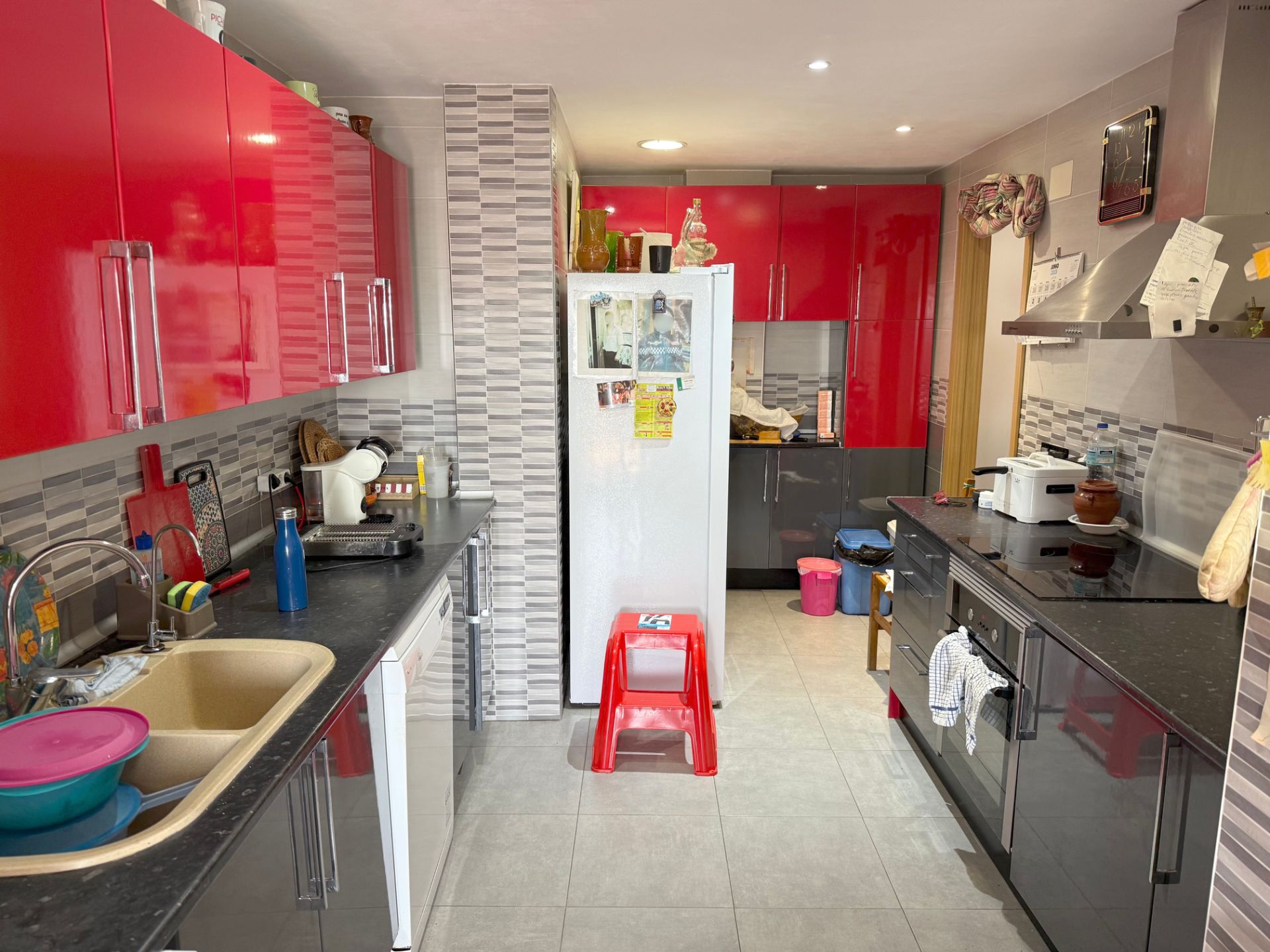 Kitchen of Flat for sale in Málaga Capital  with Terrace, Storage room and Furnished