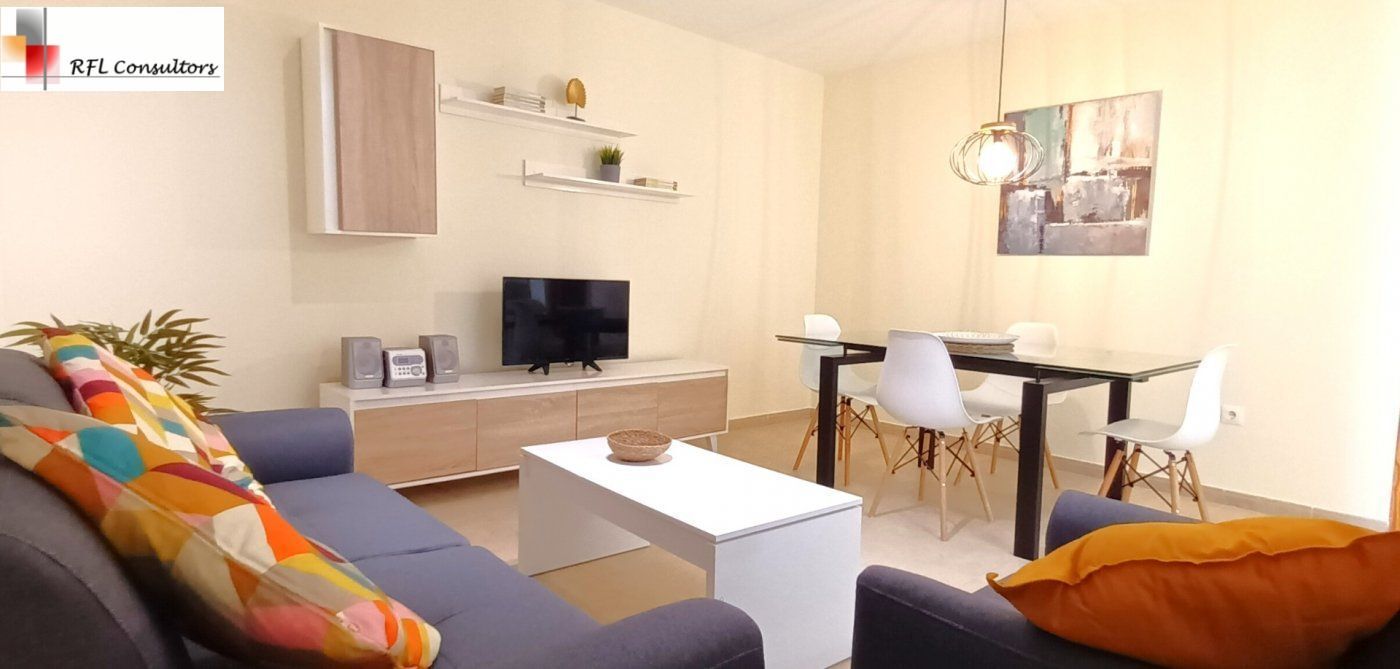 Single-family semi-detached to rent in Torreblanca