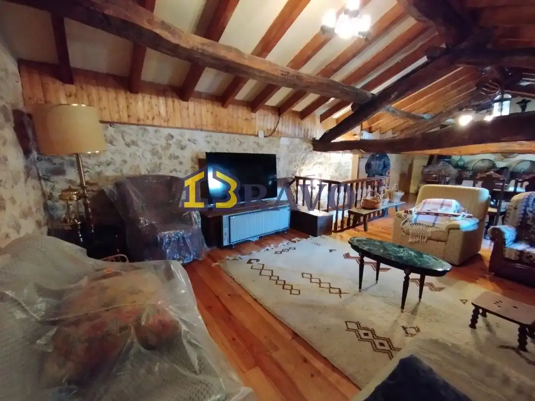Sala d'estar de Casa o xalet en venda en Merindad de Valdivielso amb Calefacció i Balcó