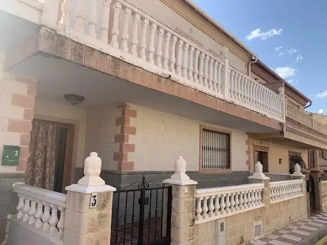 Casa en venda a Escúzar
