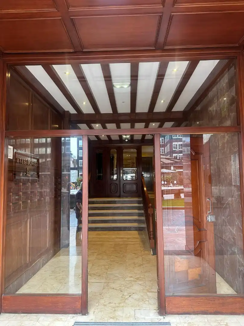 Wohnung zum Verkauf in Oviedo  mit Heizung, Parkett und Terrasse