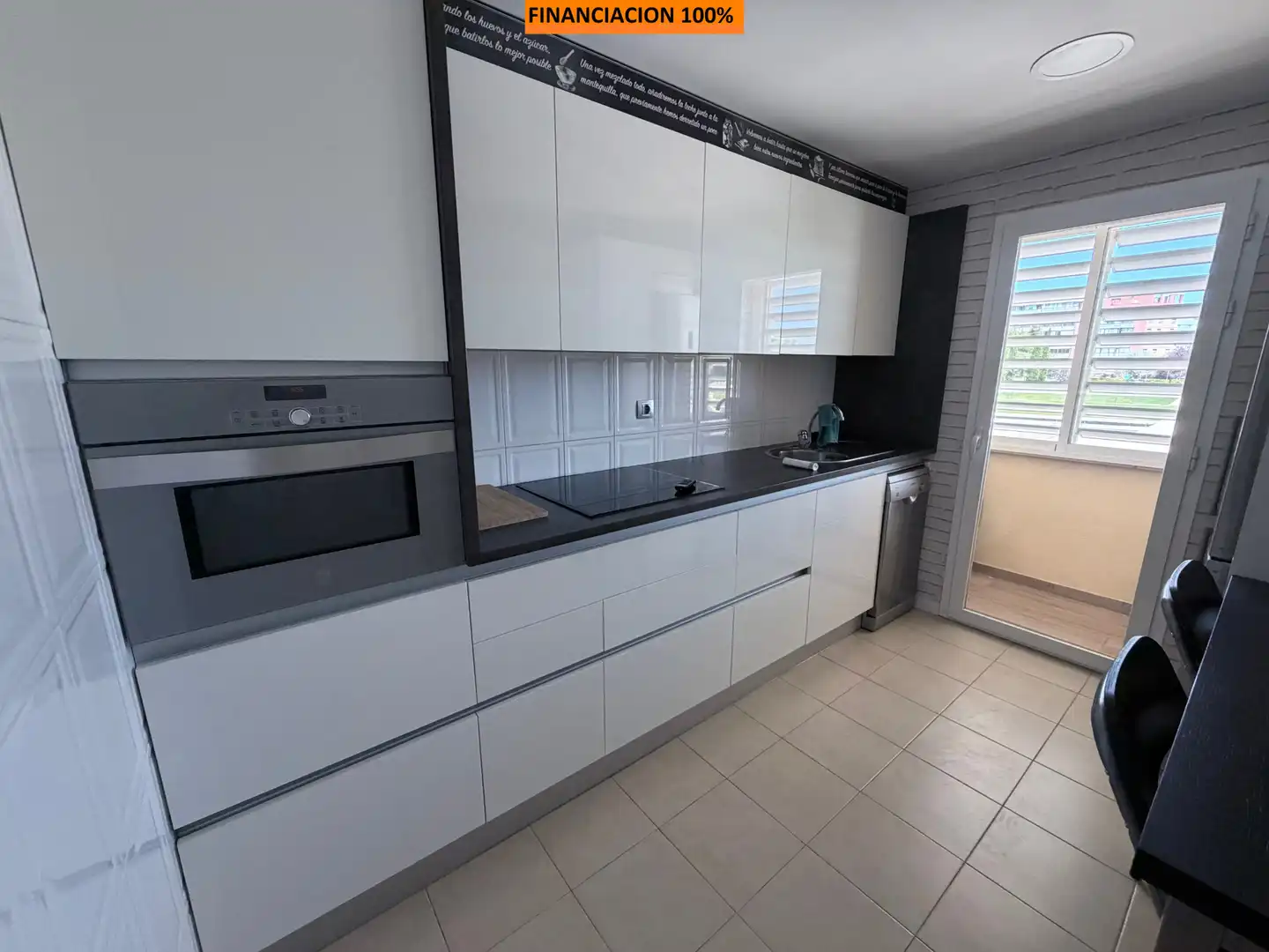 Küche von Wohnung zum Verkauf in Zaragoza mit Klimaanlage, Heizung und Terrasse
