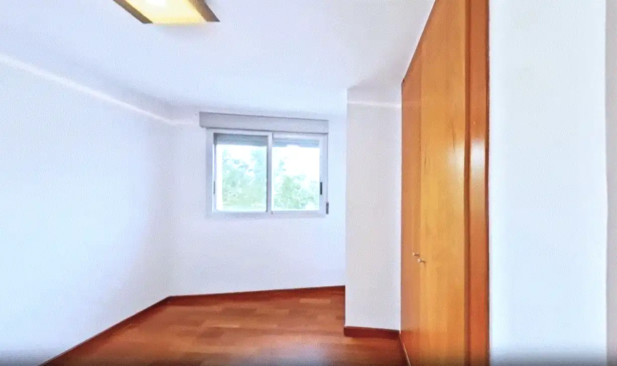 Schlafzimmer von Maisonette zum Verkauf in Valencia mit Klimaanlage, Heizung und Privatgarten