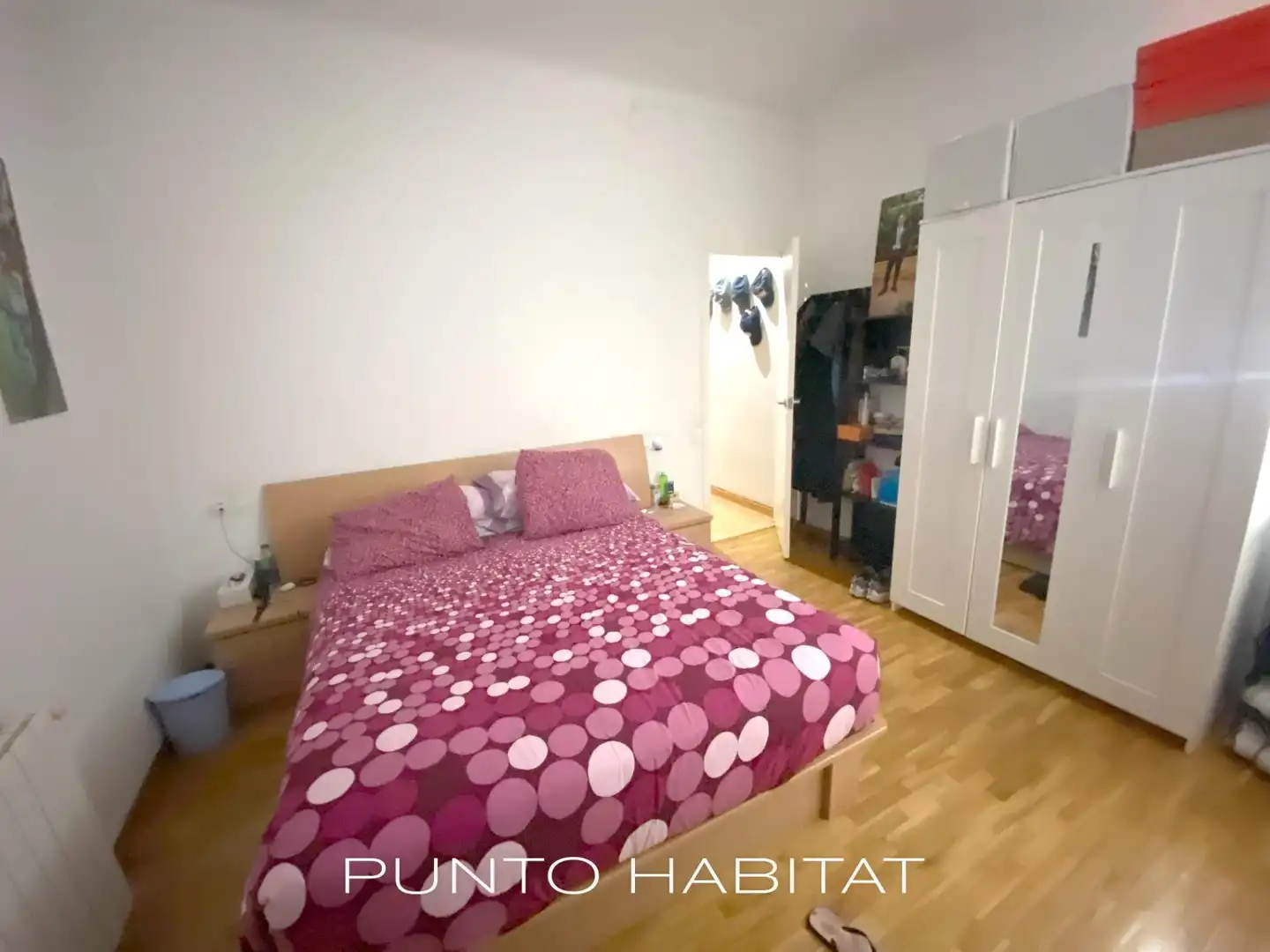Schlafzimmer von Wohnung zum Verkauf in Barcelona mit Klimaanlage, Parkett und Terrasse