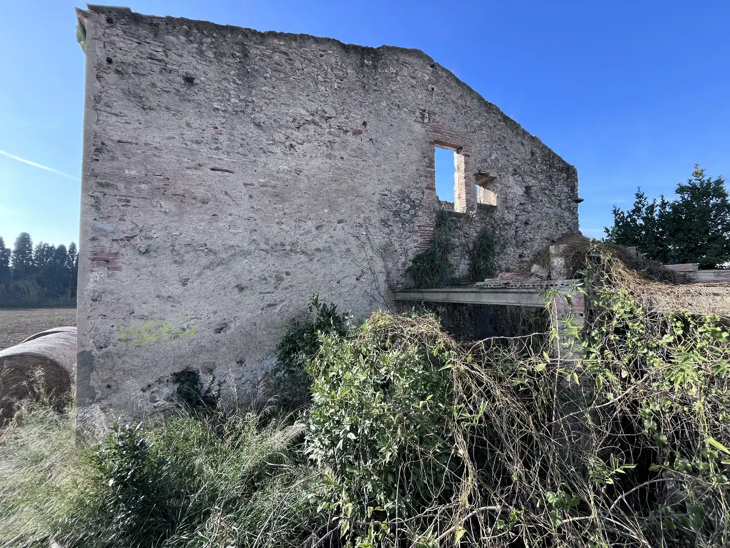 Vista exterior de Finca rústica en venda en Figueres