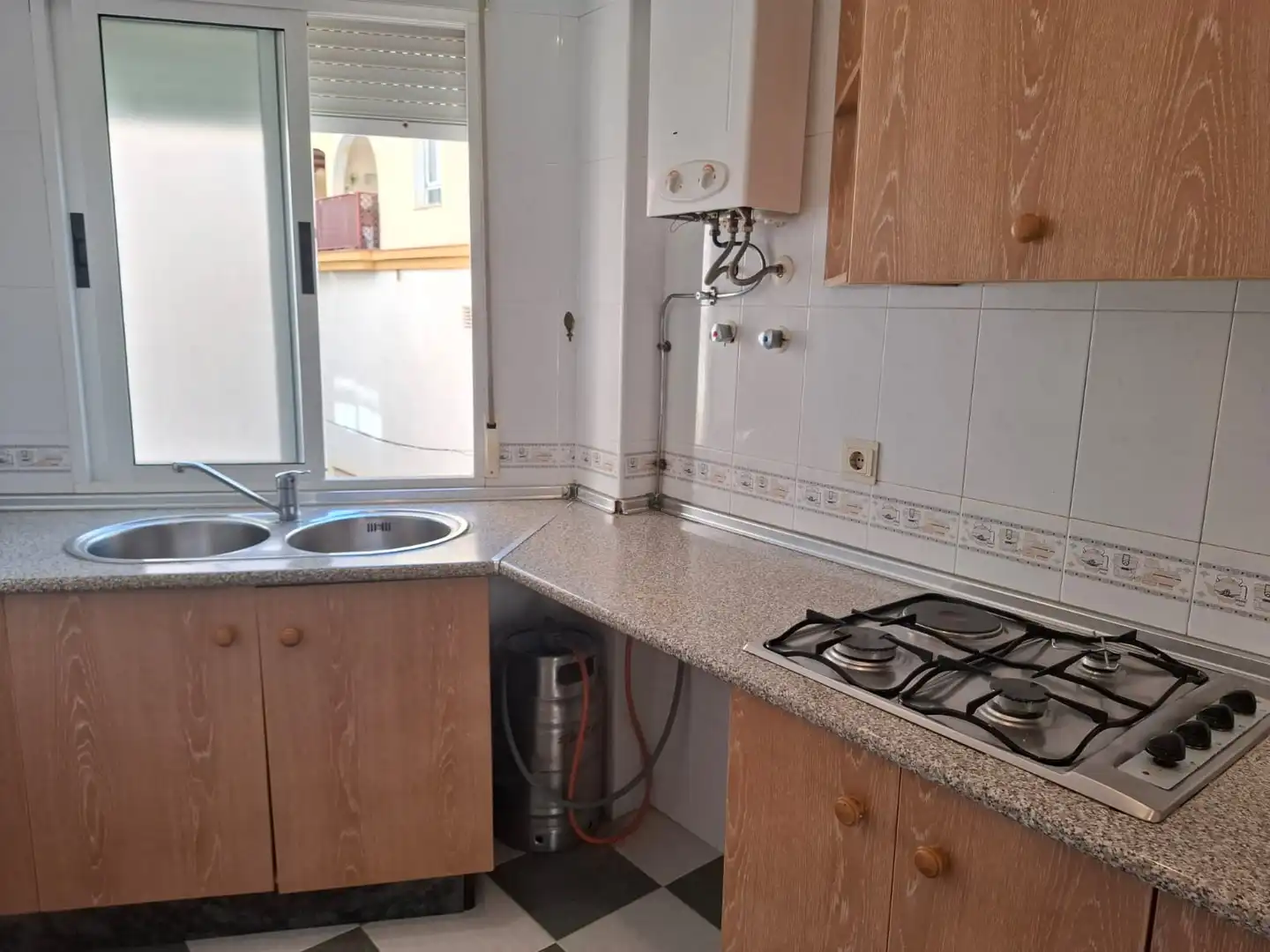 Cocina de Piso en venta en Torrenueva Costa con Amueblado y Balcón