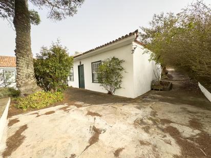 Exterior view of House or chalet for sale in Tegueste  with Private garden, Terrace and Balcony