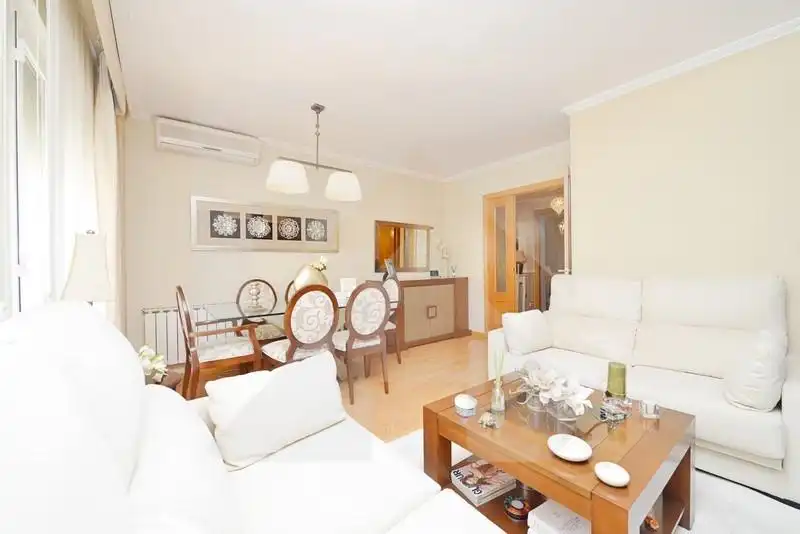 Sala de estar de Ático en venta en Valdemoro con Aire acondicionado, Calefacción y Terraza