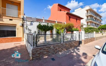 Vista exterior de Casa adosada en venda en Pulpí amb Terrassa