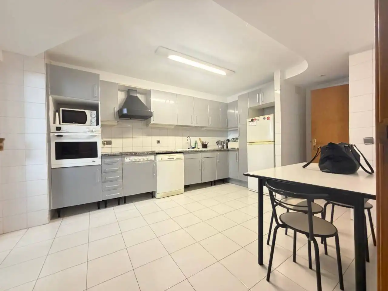 Wohnung zur Miete in Girona, Girona