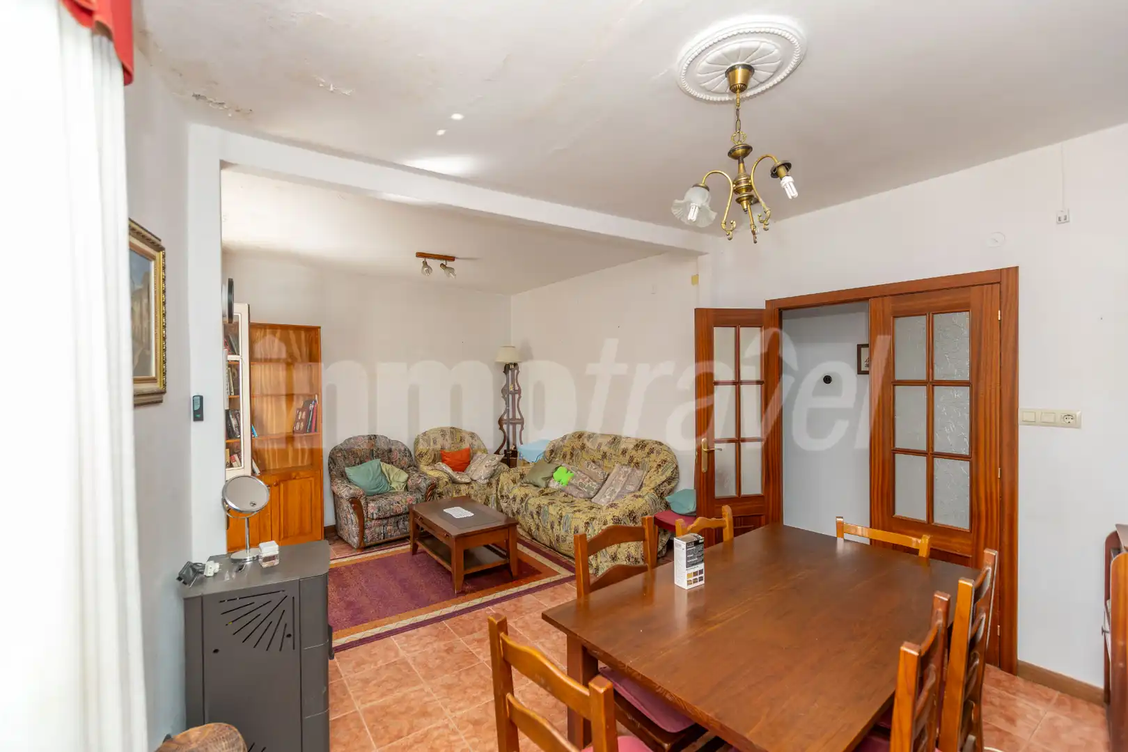 Sala d'estar de Casa adosada en venda en Sanxenxo amb Terrassa, Moblat i Forn
