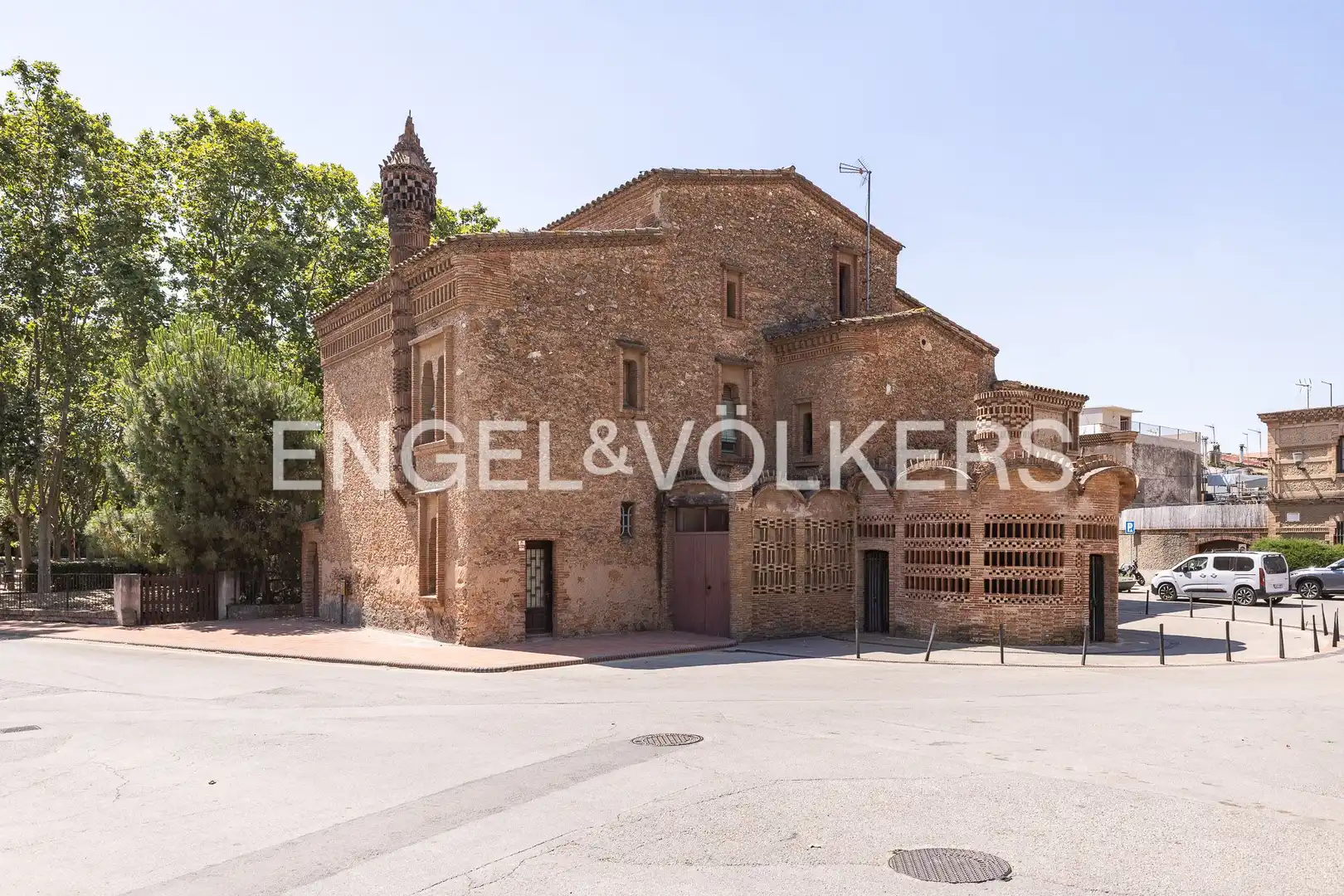 Vista exterior de Casa o xalet en venda en Santa Coloma de Cervelló amb Calefacció, Jardí privat i Terrassa