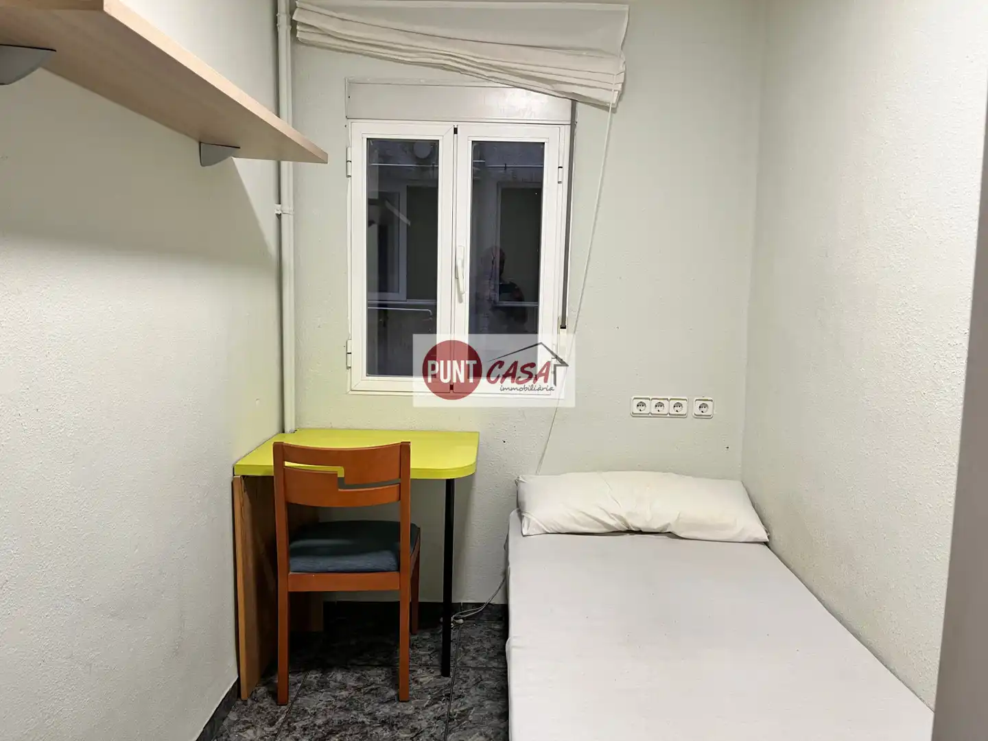 Habitación de Piso de alquiler en Lleida con Calefacción, Terraza y Amueblado