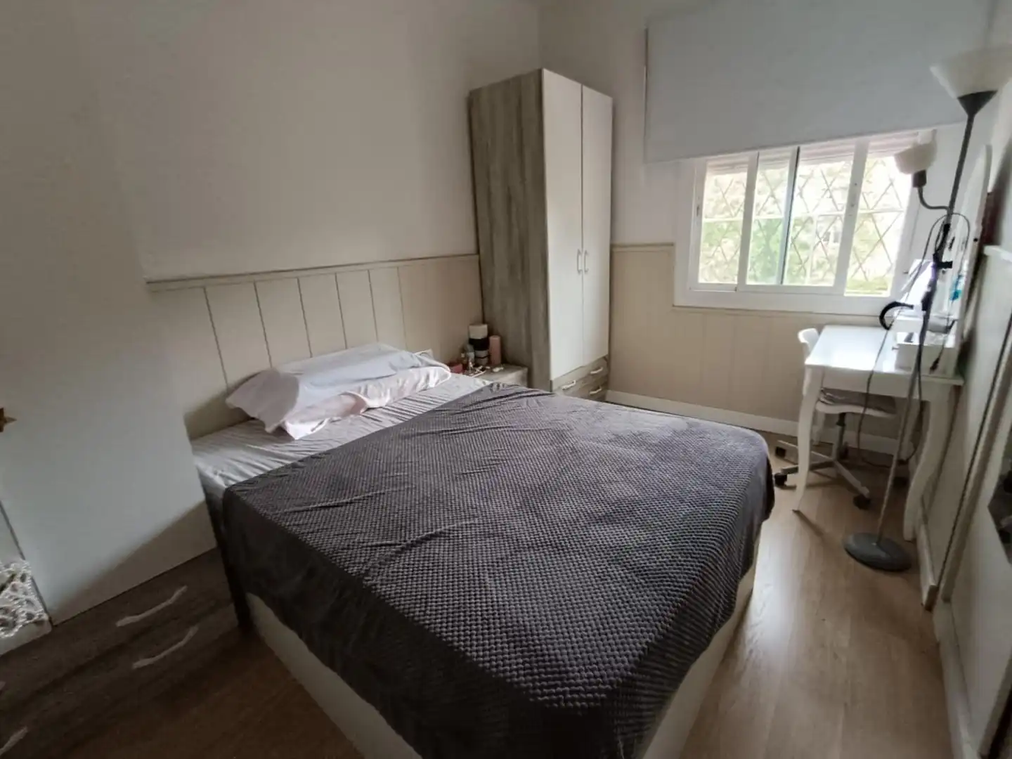 Schlafzimmer von Einfamilien-Reihenhaus zum Verkauf in Reus mit Heizung