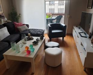 Living room of Flat for sale in L'Hospitalet de Llobregat  with Air Conditioner, Heating and Parquet flooring