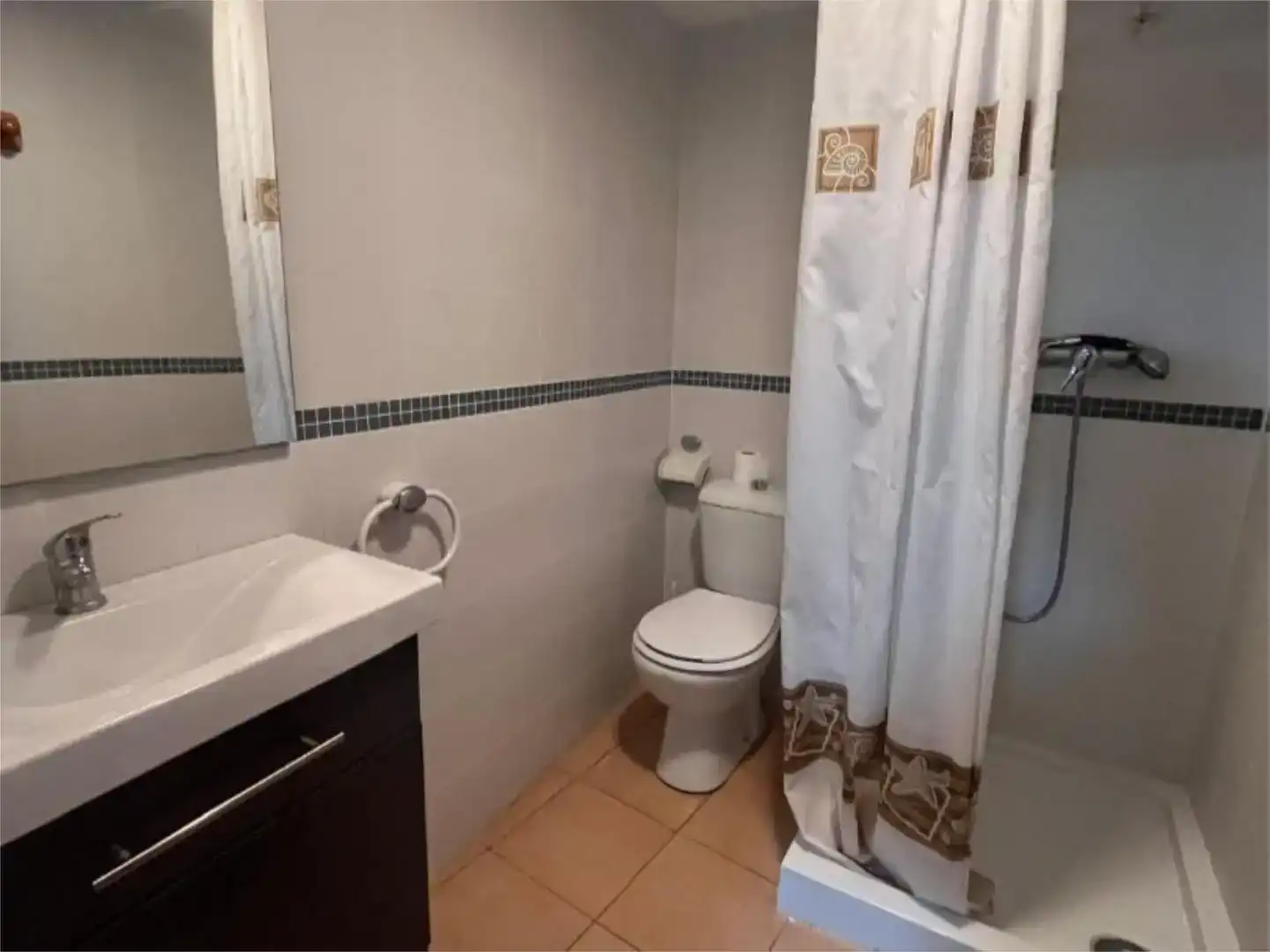 Baño de Piso en venta en Cirat