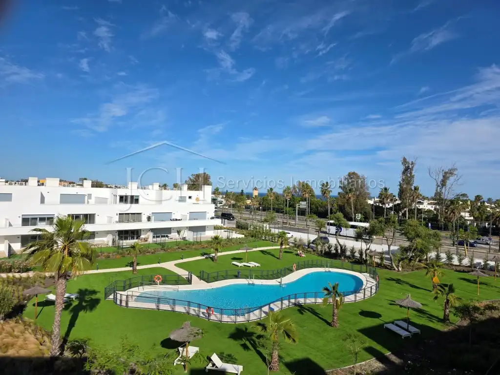 Jardín de Ático de alquiler en Estepona con Amueblado
