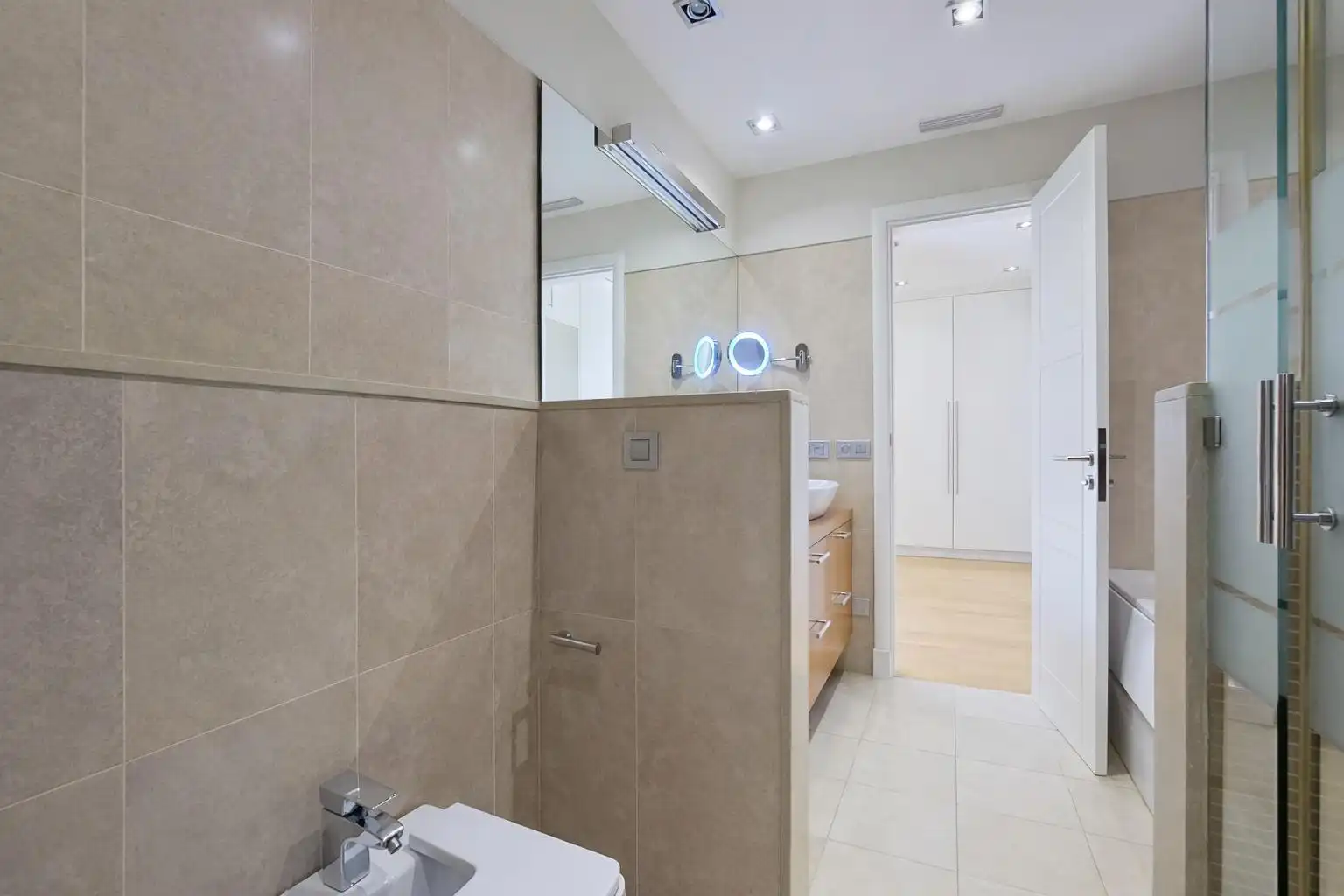 Bathroom of Flat for rent in Santa Cruz de Tenerife  with Air Conditioner, Heating and Storage room
