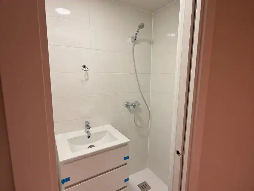 Baño de Piso de alquiler en Móstoles con Balcón
