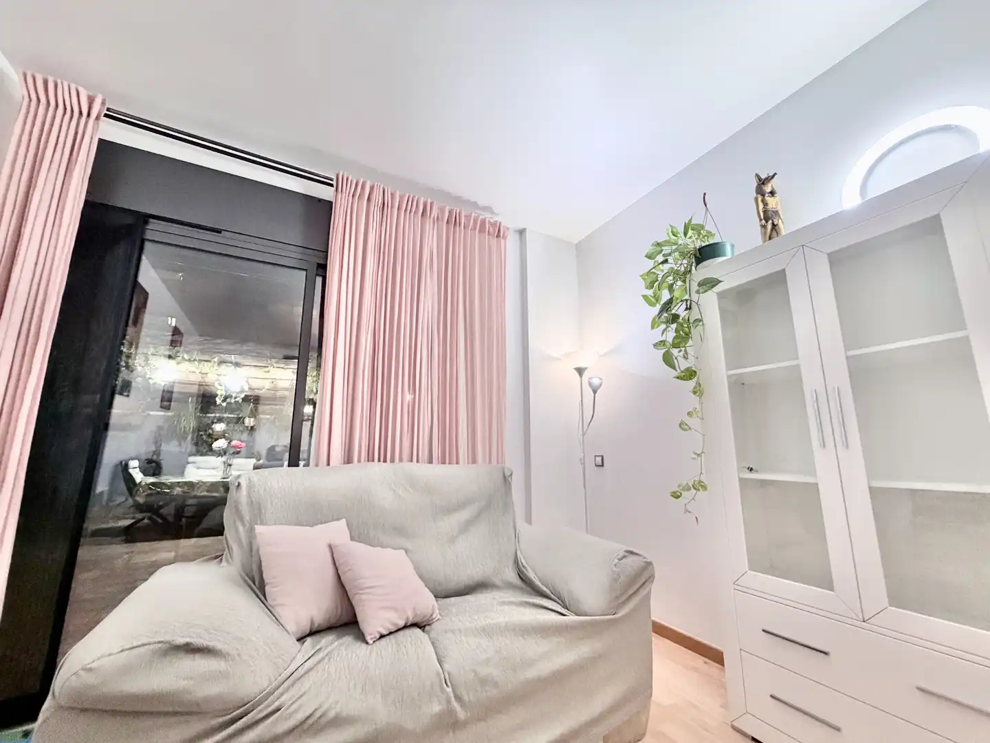 Bedroom of Ground floor for sale in Badalona  with Air Conditioner, Heating and Private garden