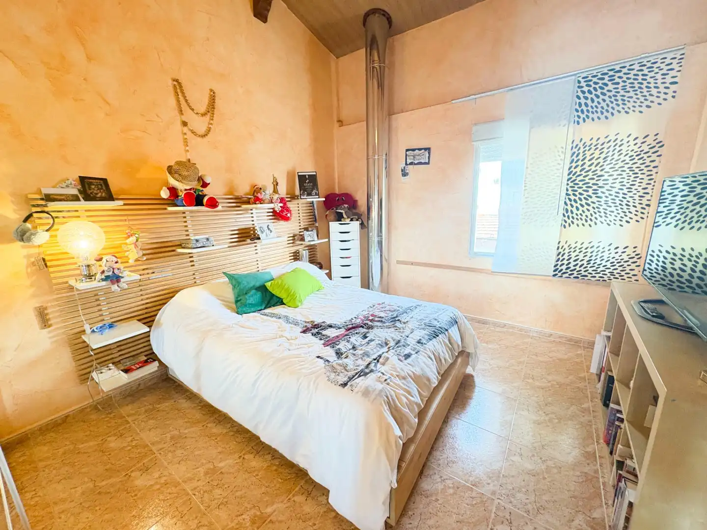 Schlafzimmer von Einfamilien-Reihenhaus zum Verkauf in San Isidro mit Klimaanlage, Privatgarten und Terrasse