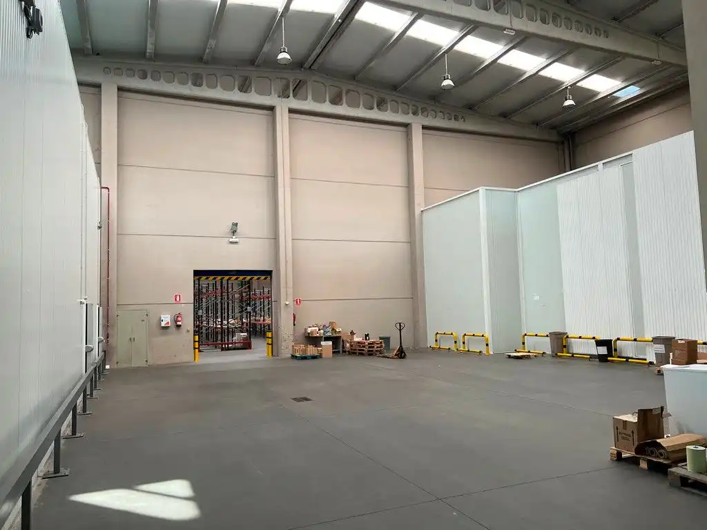 Nave industrielle à vendre à Mos, imagen 4