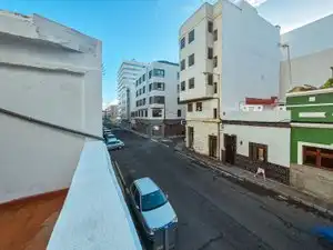 Vista exterior de Casa adosada en venta en Las Palmas de Gran Canaria con Terraza