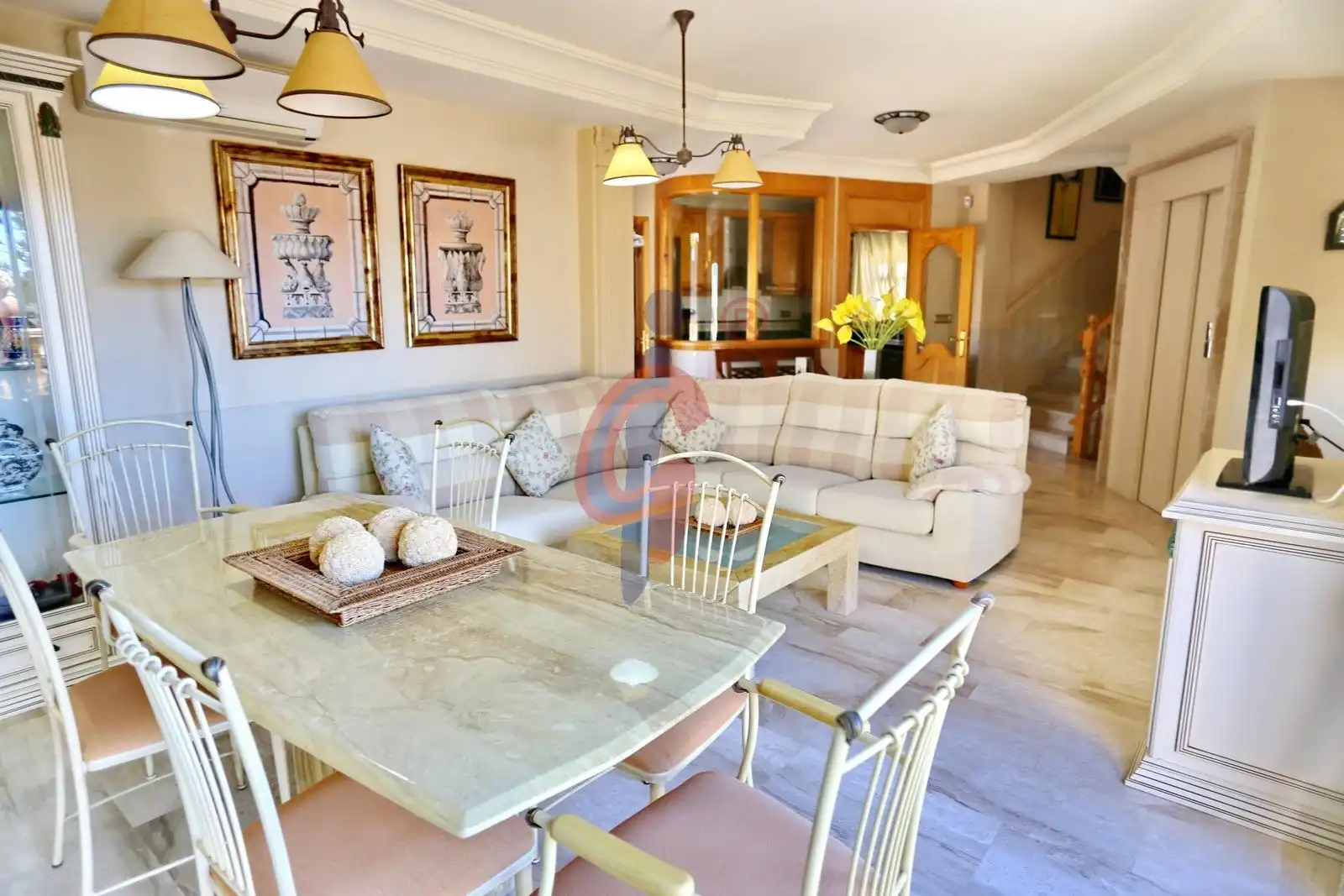 Sala de estar de Casa o chalet en venta en Guardamar del Segura con Aire acondicionado, Jardín privado y Terraza