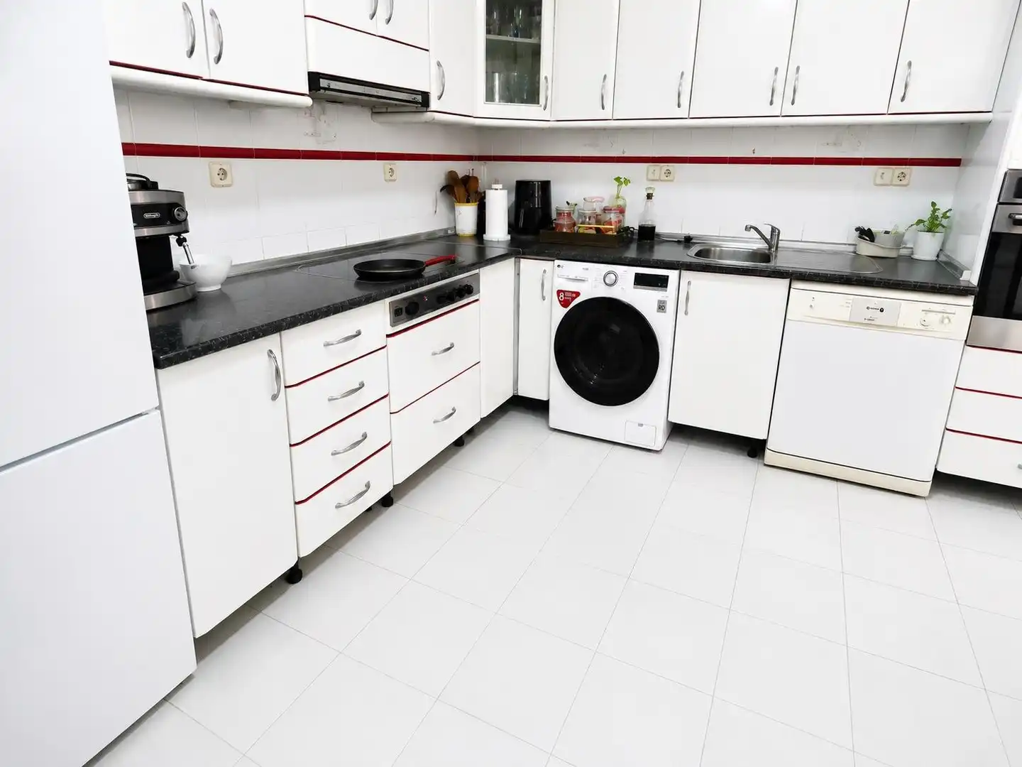Cocina de Piso en venta en Cartagena con Aire acondicionado, Trastero y Amueblado